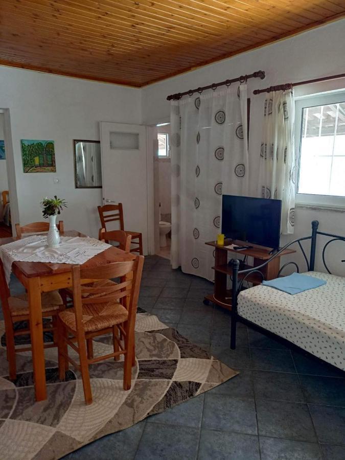 Giota & Antonia Apartments Koróni المظهر الخارجي الصورة